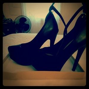 6.5 black heels